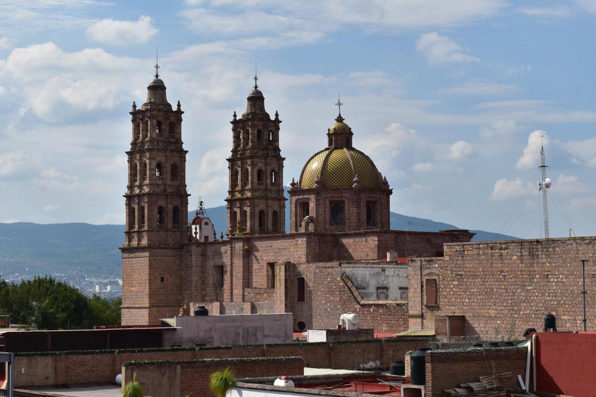 El Suburbio - Serapio Rendon Morelia Eksteriør billede