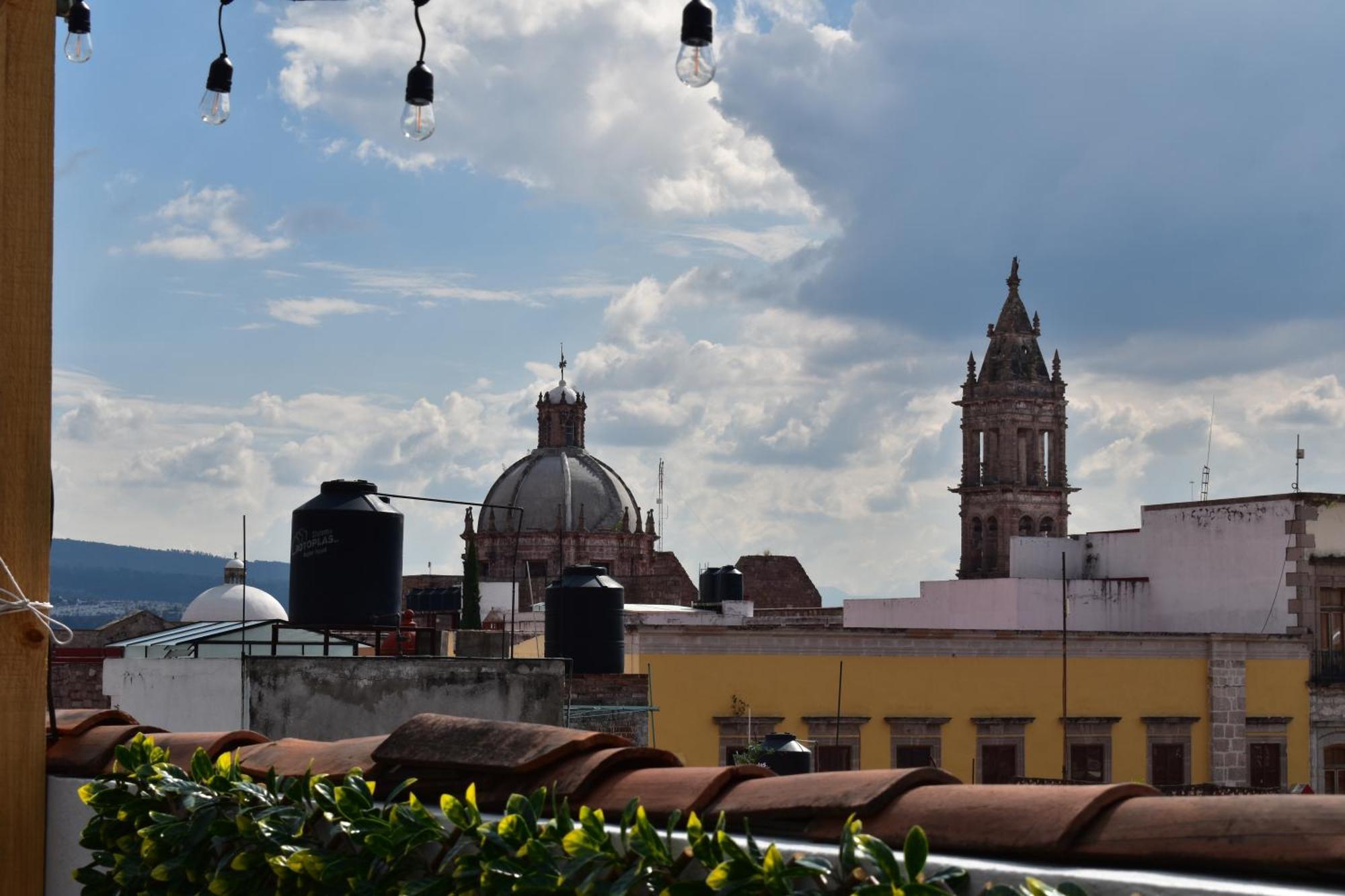 El Suburbio - Serapio Rendon Morelia Eksteriør billede